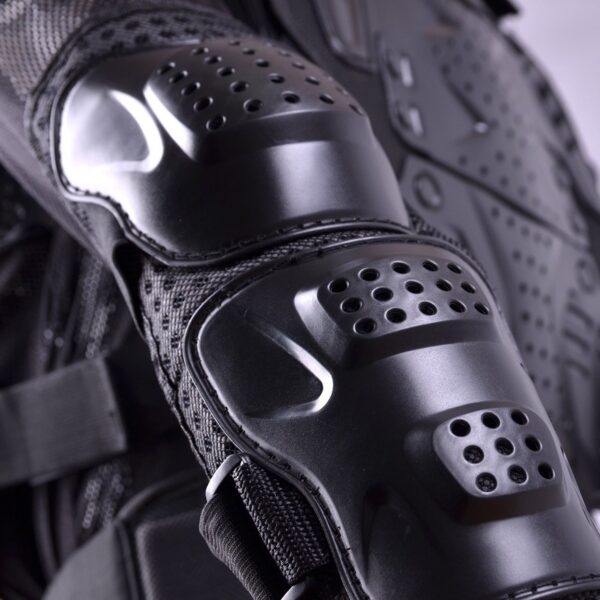 Knight Armor Racing Suit - Off-Road Motorcycle Anti-Fall Hard Shell Riding Armor - Image 6