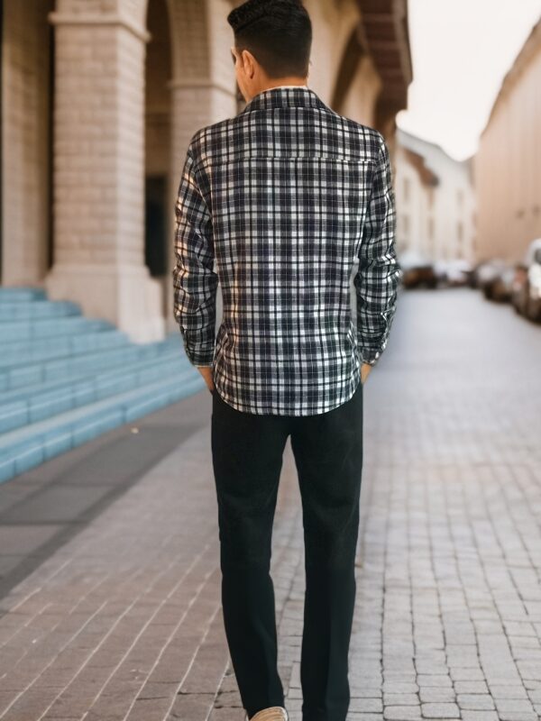 WarmthMax Long Sleeve Flannel Shirt - Soft Brushed Plaid Pattern, Comfy Lapel Design, Functional Pocket, Fall Winter Essential Outwear for Men - Image 6