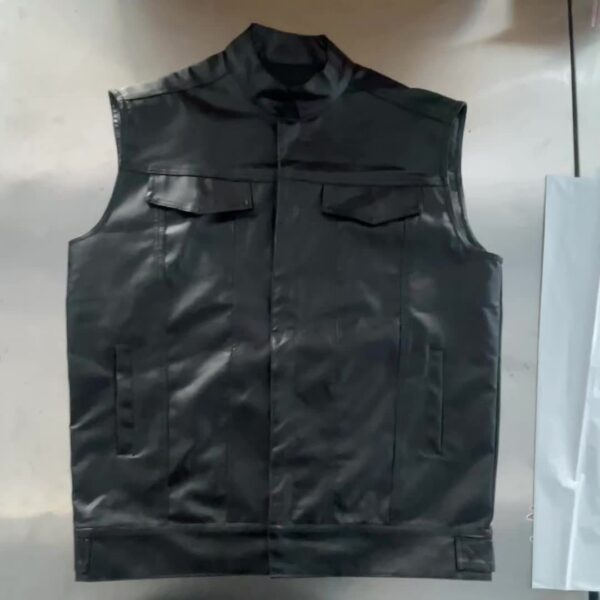 Casual Button-Up Vests Made of Faux Leather for Both Men And Women, Featuring a Lapel And a Short Design Suitable for Any Season. This Motorcycle Jacket Allows for The Addition of Personalized Embroidered Patches, Making It a Great Gift for Holidays Or Anniversaries. - Image 8