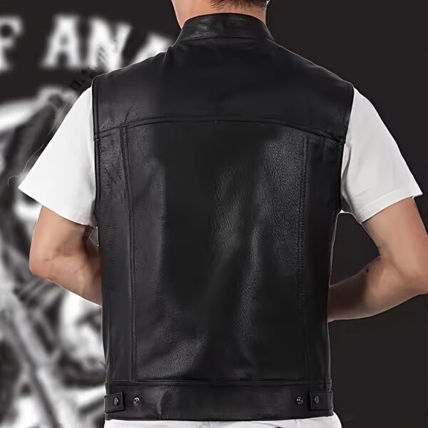 Casual Button-Up Vests Made of Faux Leather for Both Men And Women, Featuring a Lapel And a Short Design Suitable for Any Season. This Motorcycle Jacket Allows for The Addition of Personalized Embroidered Patches, Making It a Great Gift for Holidays Or Anniversaries. - Image 7